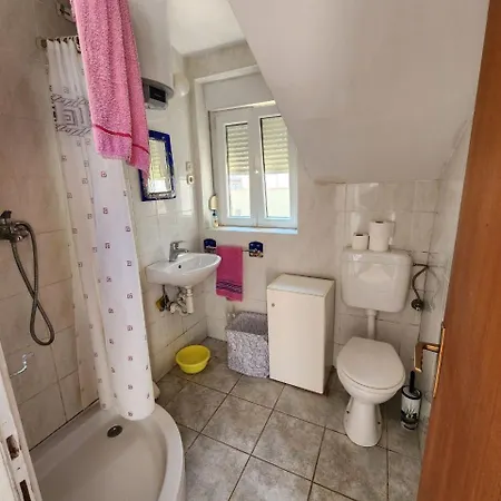 Sole アパート ヴィス